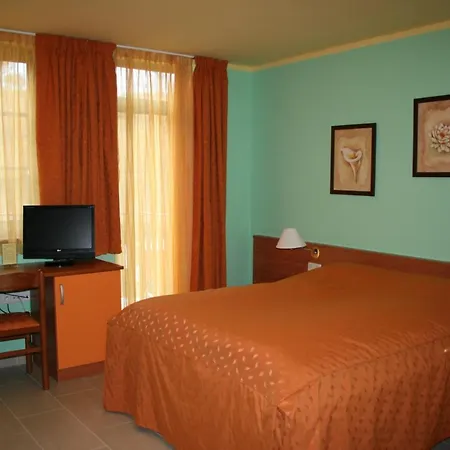 Panorama Panzio Bed & Breakfast 2*